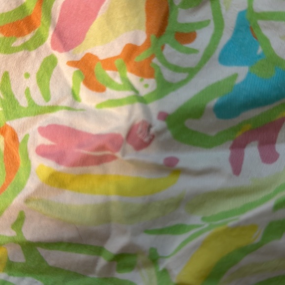 Lilly Pulitzer buttercup shorts! - Picture 4 of 4